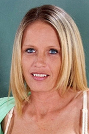 Kelli Cox