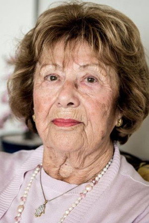 Elisabeth Masur