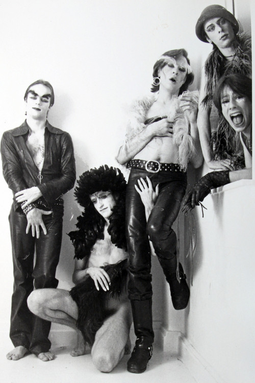“Come Out of the Ghetto”: Theater Brühwarm and the Gay Movement of the 1970s